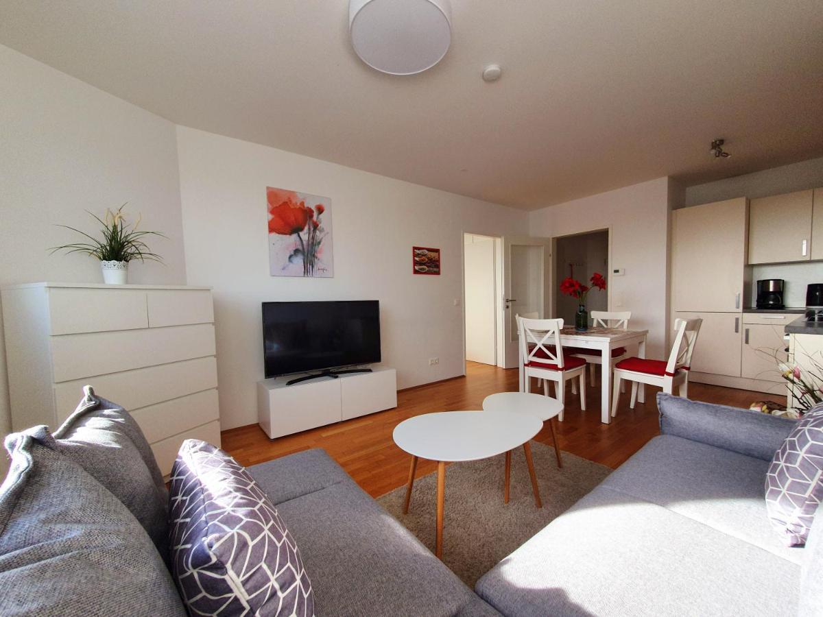 Near Lake Stylish & Fully Furnished Apartment Wenen Buitenkant foto
