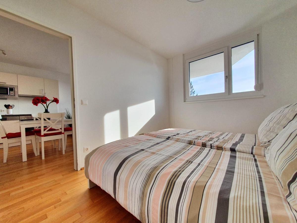 Near Lake Stylish & Fully Furnished Apartment Wenen Buitenkant foto