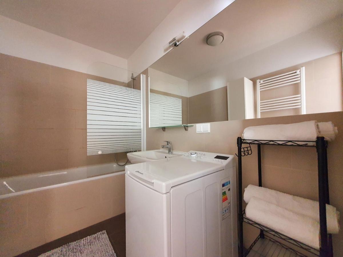 Near Lake Stylish & Fully Furnished Apartment Wenen Buitenkant foto